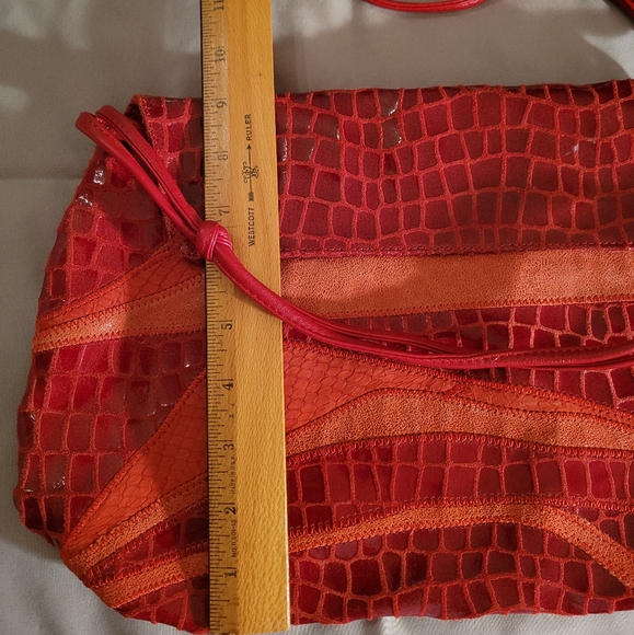 Chi by Carlos Falchi - Picture 6 of 6